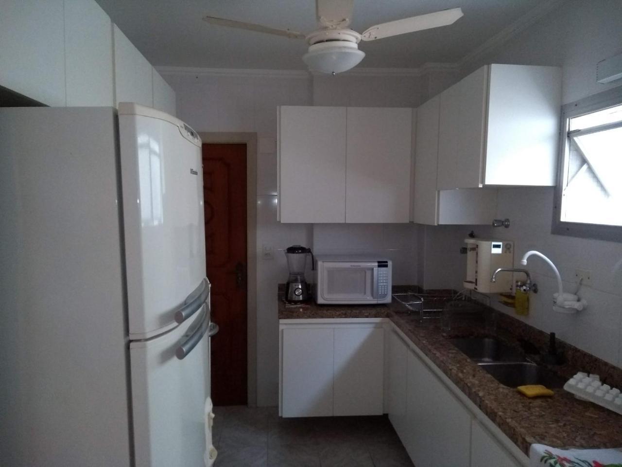 Dulce Pitangueiras Com Varanda Apartamento